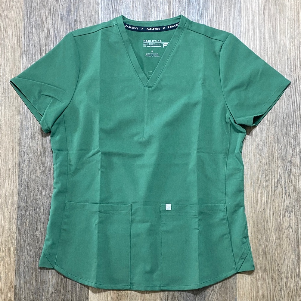 Fabletics Women's Green Short Sleeve Top
